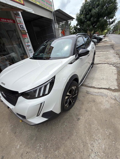 Peugeot 2008 2021 GT Line 43000 km Trắng