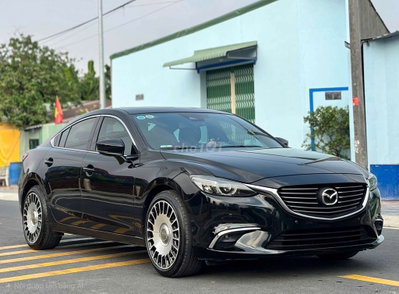 Mazda 6 2018 2.5 Premium Đen 80000 km