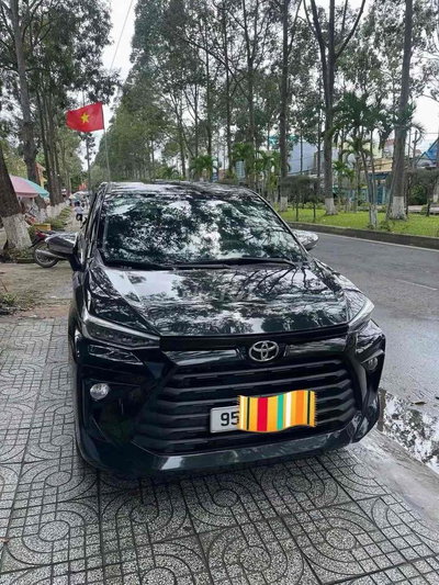 Toyota Avanza 2022 Số sàn Đen