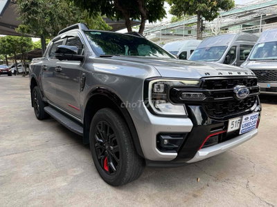 Ford Ranger Stormtrak 2025 Bạc 25.000km