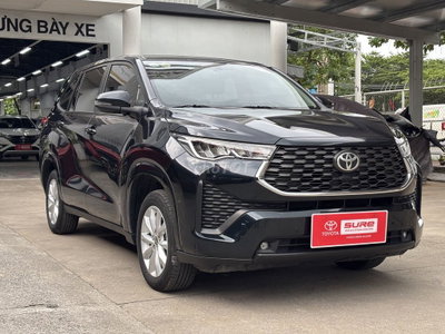 Innova Cross V 2025 - Lướt 13.000 Km - Giá TL