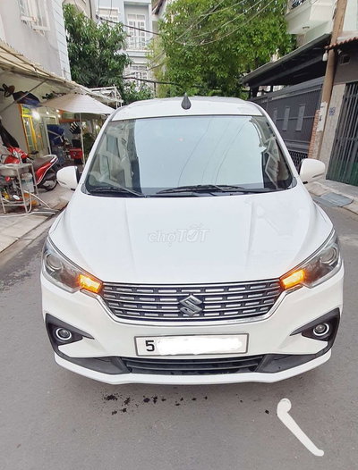 Suzuki Ertiga 1.5 Số tự động Trắng.xe cá nhân