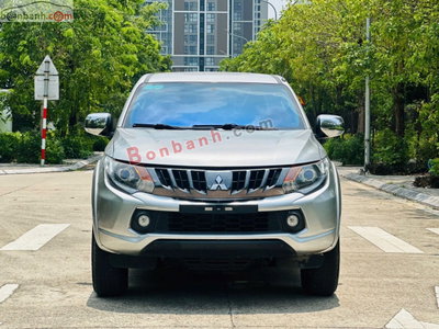 Xe Mitsubishi Triton 4x2 AT 2019