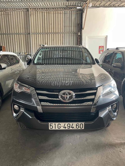 Toyota Fortuner Xám 138120 km