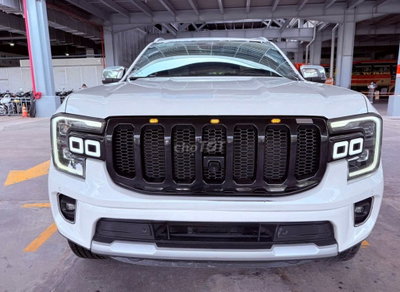 EVEREST 2.0l Bi-Turbo Titanium(4x4) 2024_NHẬP THÁI