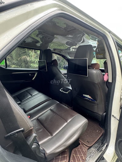 Toyota Fortuner 2019 1 cầu Trắng