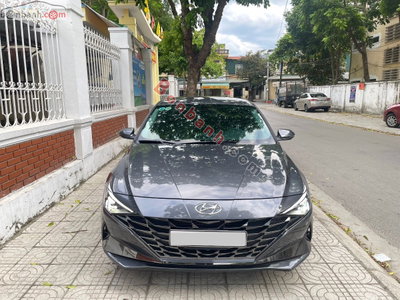 Xe Hyundai Elantra 1.6 AT Đặc biệt 2024