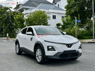 Xe VinFast VF6 Eco 2025