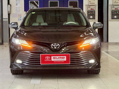 Toyota Camry 2019 2.5Q Ghi 62.900 km