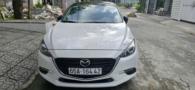 Mazda 3 1.5 Facelift 2018 Trắng 64.000 km
