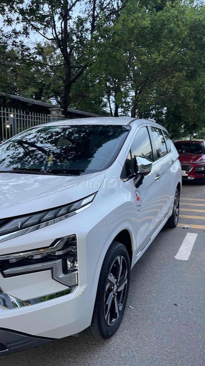 Mitsubishi Xpander Premium 2023 Trắng