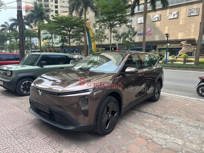 Xe VinFast VF MPV 7 AT 2026