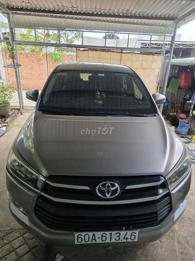 Toyota Innova 2019 2.0E 382.000km Xám