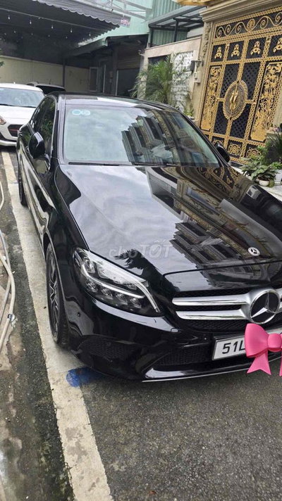Mercedes-Benz C200 2018 Đen