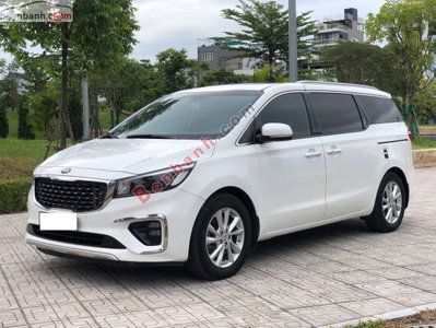 Xe Kia Sedona 2.2 DAT Luxury 2020
