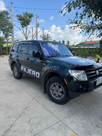 Mitsubishi Pajero Xanh SUV 2 Cầu Điện