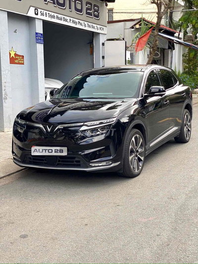 VinFast VF8 Plus 2022 - Thuê pin tiên phong 42.000