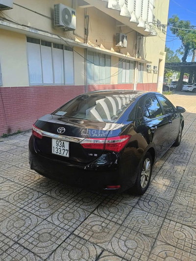 Toyota Corolla Altis 2014 1.8 Đen