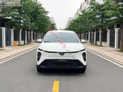 Xe VinFast VF MPV 7 AT 2026