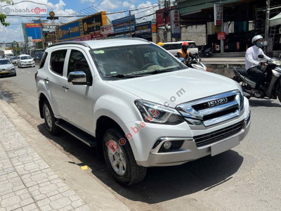 Xe Isuzu MU-X B7 1.9 4X2 MT 2020