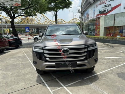 Xe Toyota Land Cruiser 3.5 V6 2026