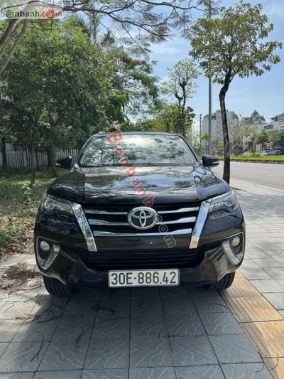 Xe Toyota Fortuner 2.7V 4x4 AT 2017