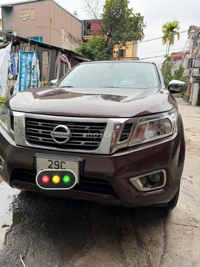 Nissan Navara 2017 2.5AT Nâu