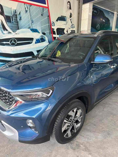 Kia Sonet 2022 Luxury 17000 km Xanh