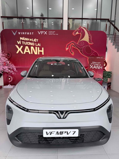 Xe điện VinFast VF MPV7 - Ưu đãi lên đến 14%🎁