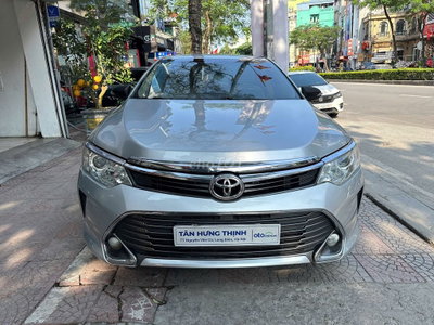 Bán Toyota Camry 2.0E đời 2016 sx 11/2015