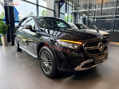Xe Mercedes Benz GLC 200 4Matic 2026