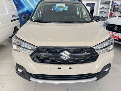 Suzuki XL7 Hybrid 2026 trắng ngà giao ngay