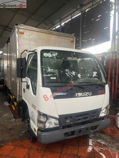 Xe Isuzu QKR QLR77FE4 Thùng Kín 2019