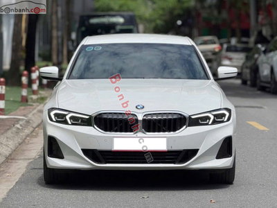 Xe BMW 3 Series 320i Sport Line 2024