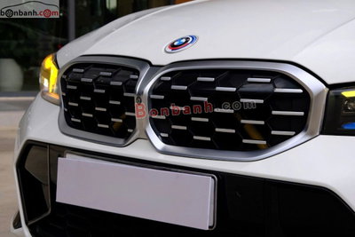 Xe BMW 3 Series 330i M Sport 2022