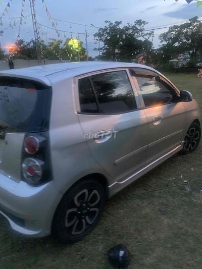 Kia Morning 2010 Bản nhập màu Bạc