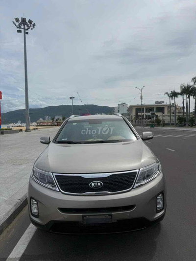 KIA Sorento 2016 Vàng cát