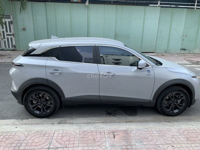 Xe điện VinFast VF6 Plus Xám