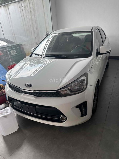 Kia Soluto 2019 Trắng Số sàn