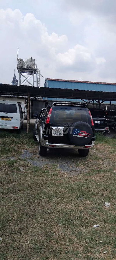 Ford Everest Đen 7 chỗ
