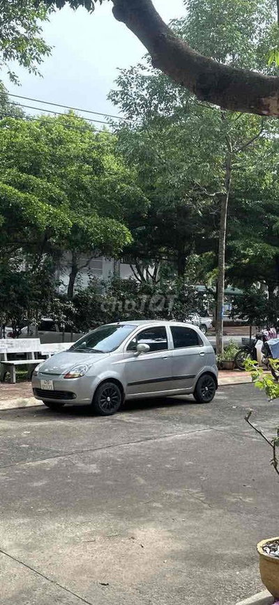 Chevrolet Spark Số sàn Bạc