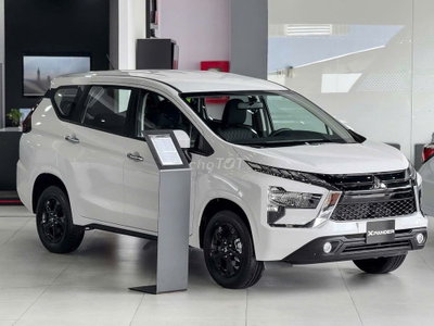 Mitsubishi Xpander AT ECO Trắng