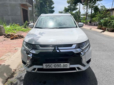 Mitsubishi Outlander 2023 CVT Trắng