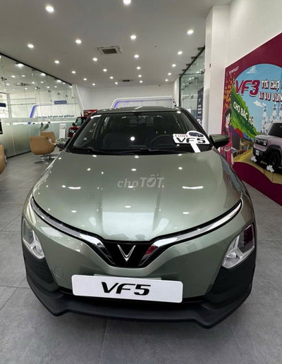 VinFast VF5 màu Xanh