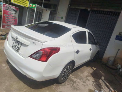 Nissan Sunny 2018 Trắng