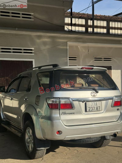 Xe Toyota Fortuner 2.5G 2009