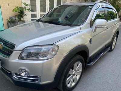 Chevrolet Captiva Bạc