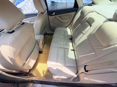 Ford Focus 2011 Xám Số tự động