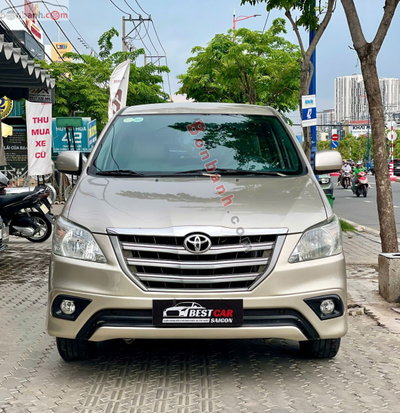 Xe Toyota Innova 2.0E 2014