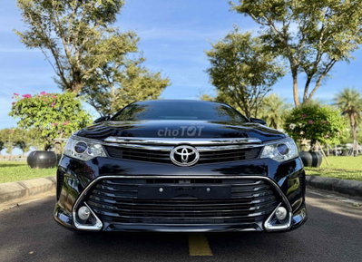 Toyota Camry 2015 2.5Q 90000 km Đen